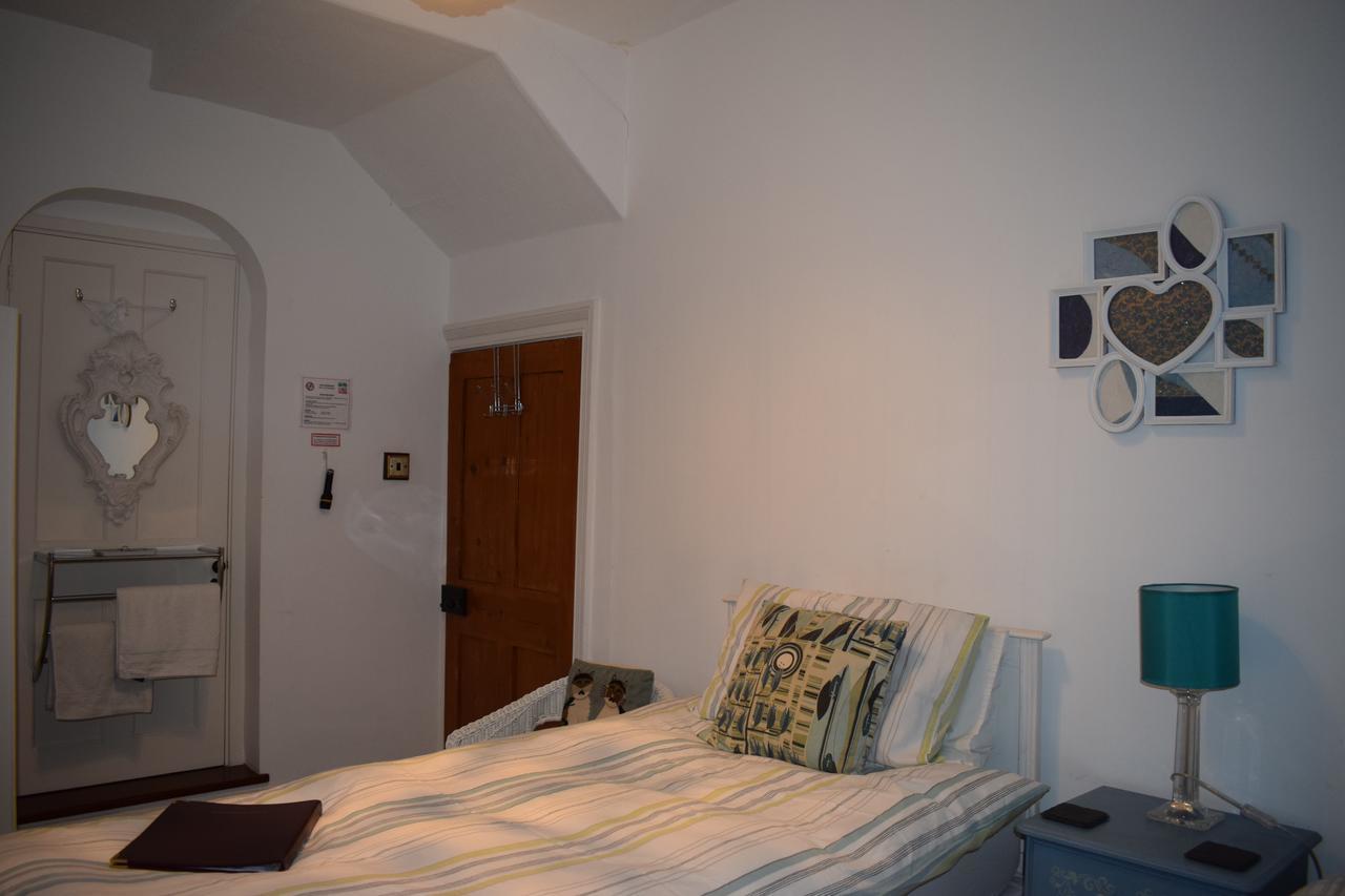 Heatherbank B&B Sandhurst  Exterior foto